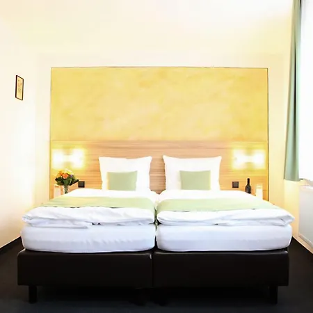 Garni Goldene Traube 3* Bad Windsheim