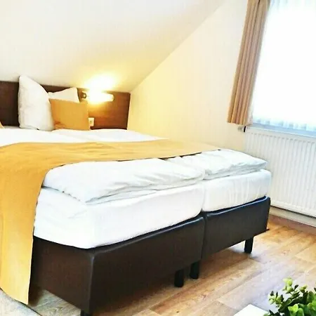 Garni Goldene Traube Szálloda 3*