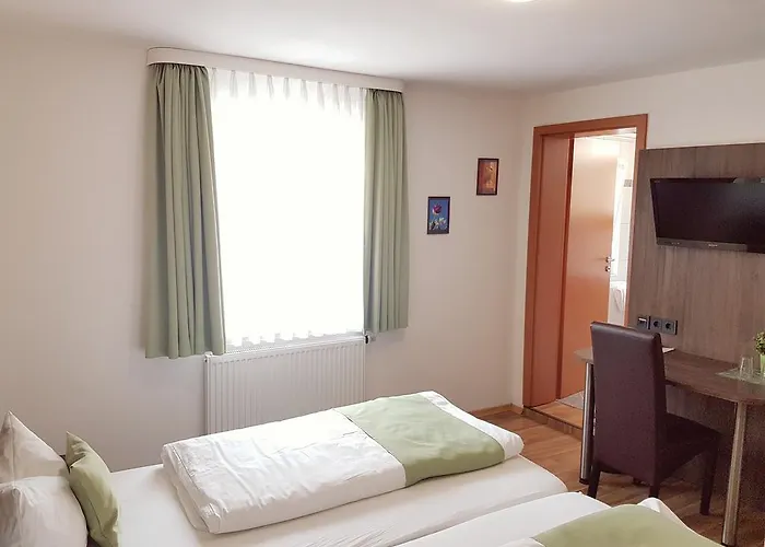 Ξενοδοχείο Garni Goldene Traube Bad Windsheim